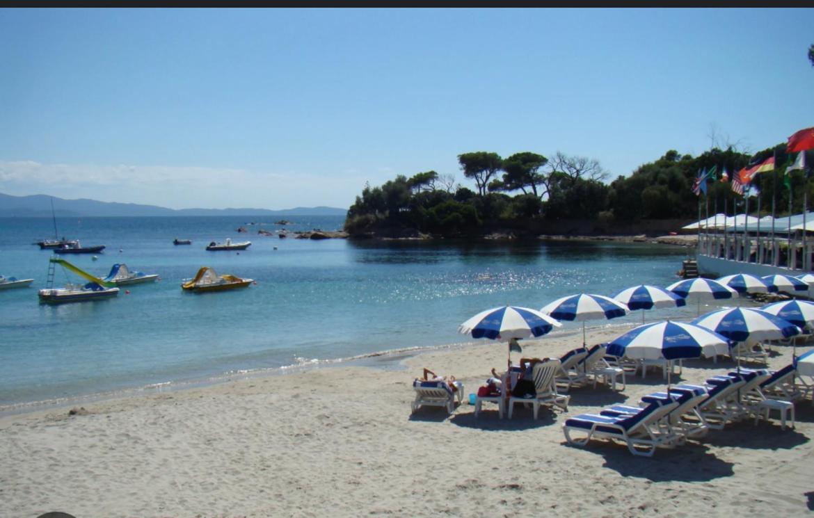 Superbe Pieds Dans L Eau Ajaccio Face A La Mer Plage De Sable Fin Route Des Iles Des Sanguinaires Exterior foto